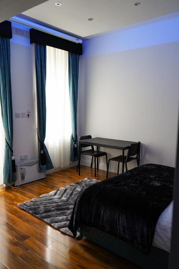 Novana Aparthotel Glasgow Bagian luar foto