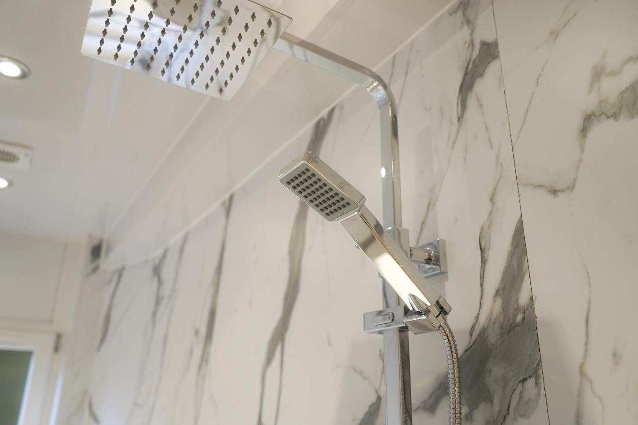 Novana Aparthotel Glasgow Bagian luar foto